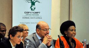 Vorkonferenz zu COP 17/CMP7, UNFCCC Executive Secretary Christina Figures, Minister Trevor Manuel und Minister Maite Nkoana-Mashabane; Foto: Spier, Stellebosch