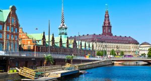 Kopenhagen schmückt sich auch mit schönen alten Gebäuden