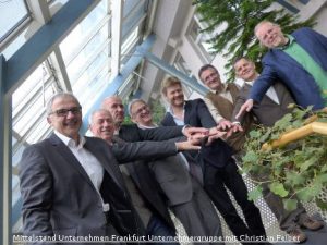 PK Mittelstand Unternehmen Frankfurt Unternehmergruppe mit Christian Felber