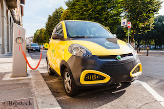 Bundesprogramm Ladeinfrastruktur fördert Elektromobilität mit über drei Millionen Euro.