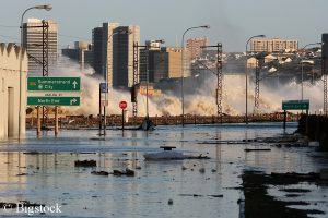 Hochwasser in Küstennähe als Folge des Klimawandels - US-Regierung leugnet eigenen Klimabericht